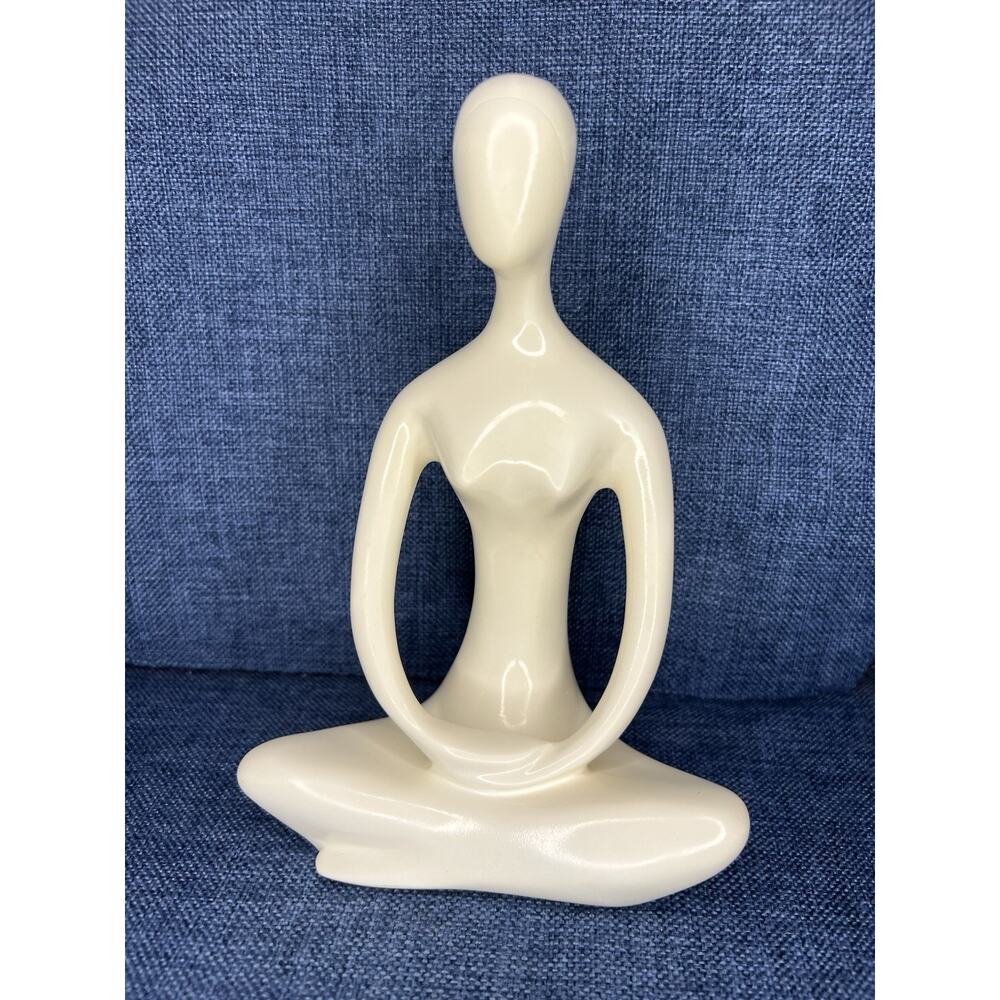 VNTG Mikasa Studio Nova Modern Eastern Wave Meditating‎ Figurine Sculpture Woman